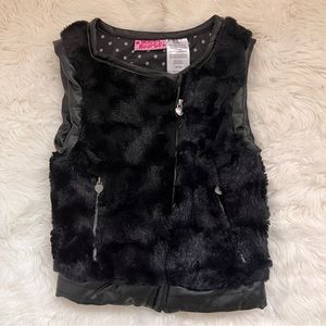 Young Hearts Faux Fur Black Vest for Kids size 3T